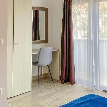 Apartment Stunning In With Wifi