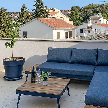 Apartment Stunning In With Wifi Pjescana Uvala