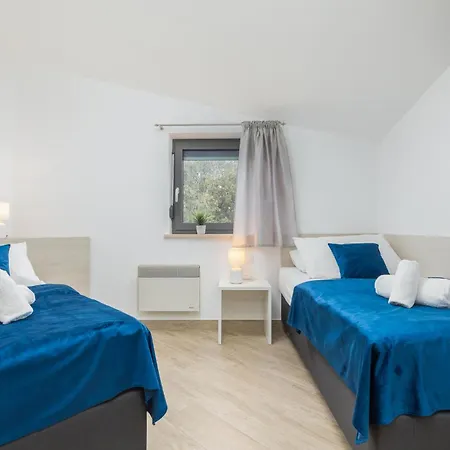 Stunning In With Wifi Apartment *